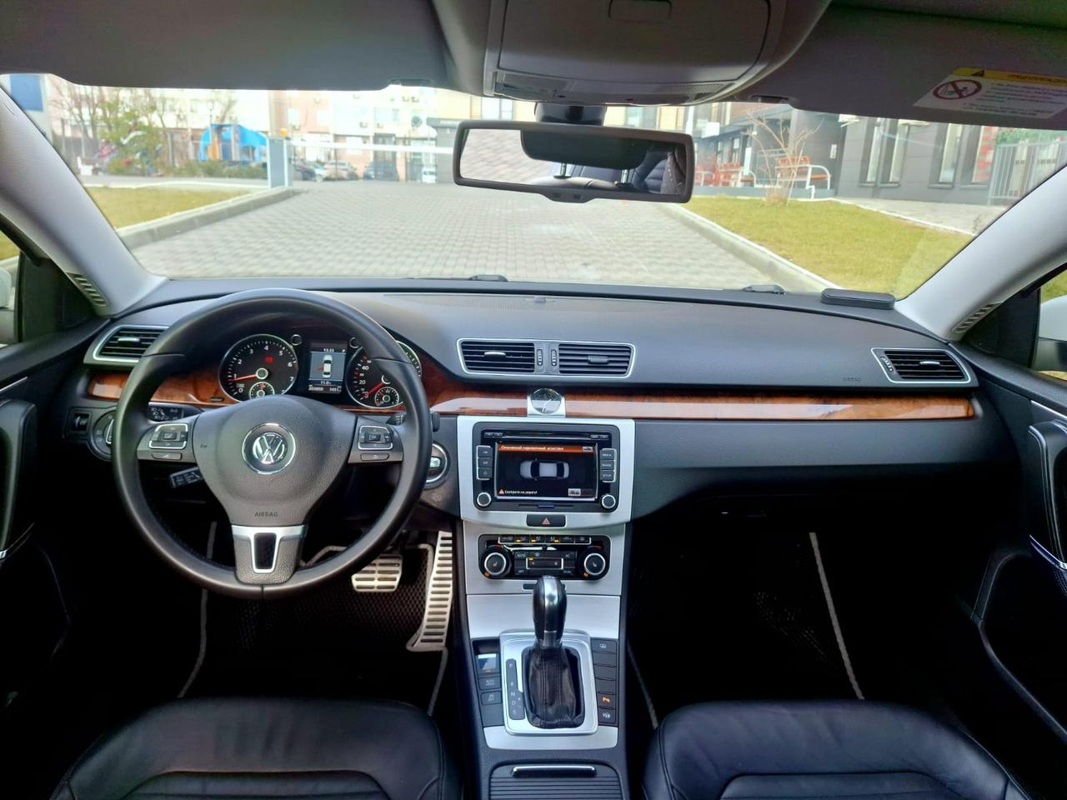 Volkswagen, Passat, 2011