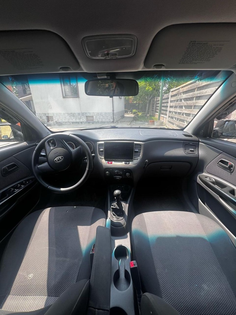 Kia, Rio, 2010