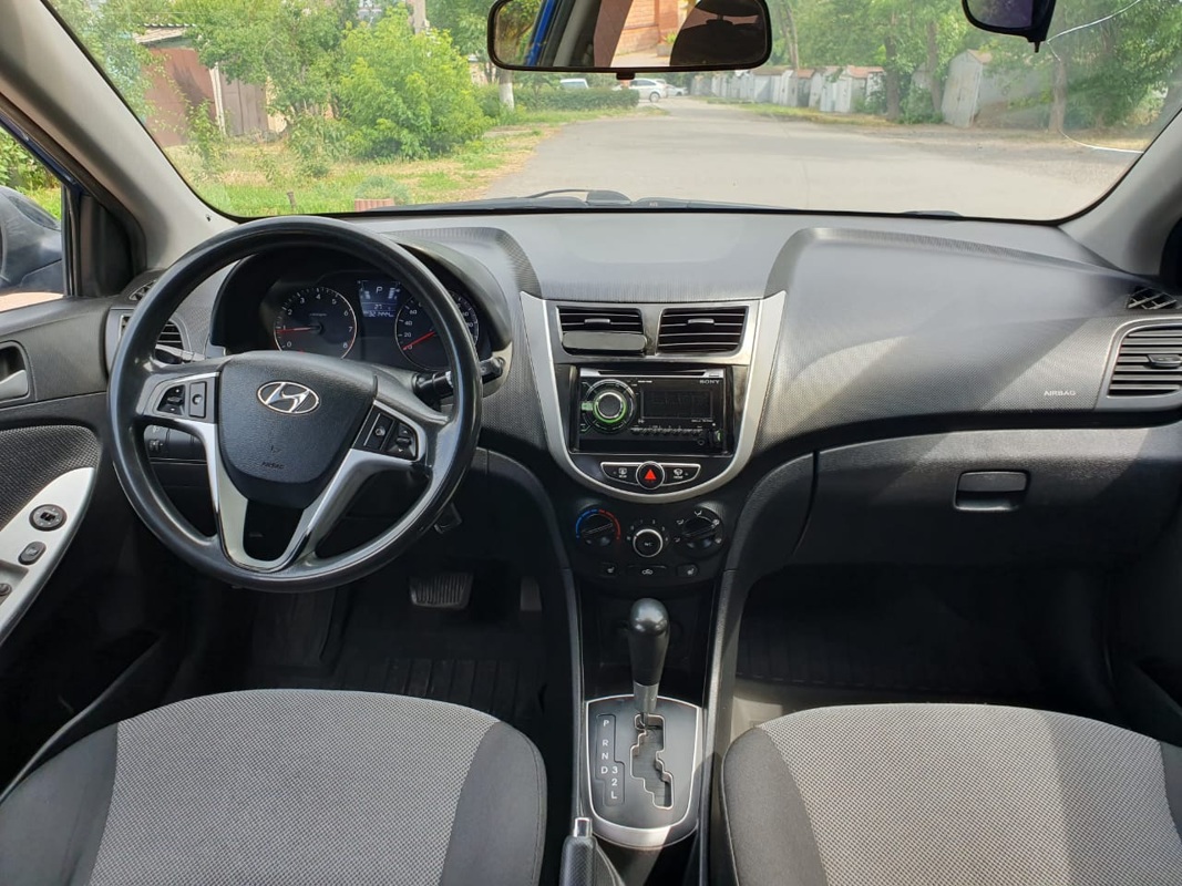 Hyundai, Solaris, 2012