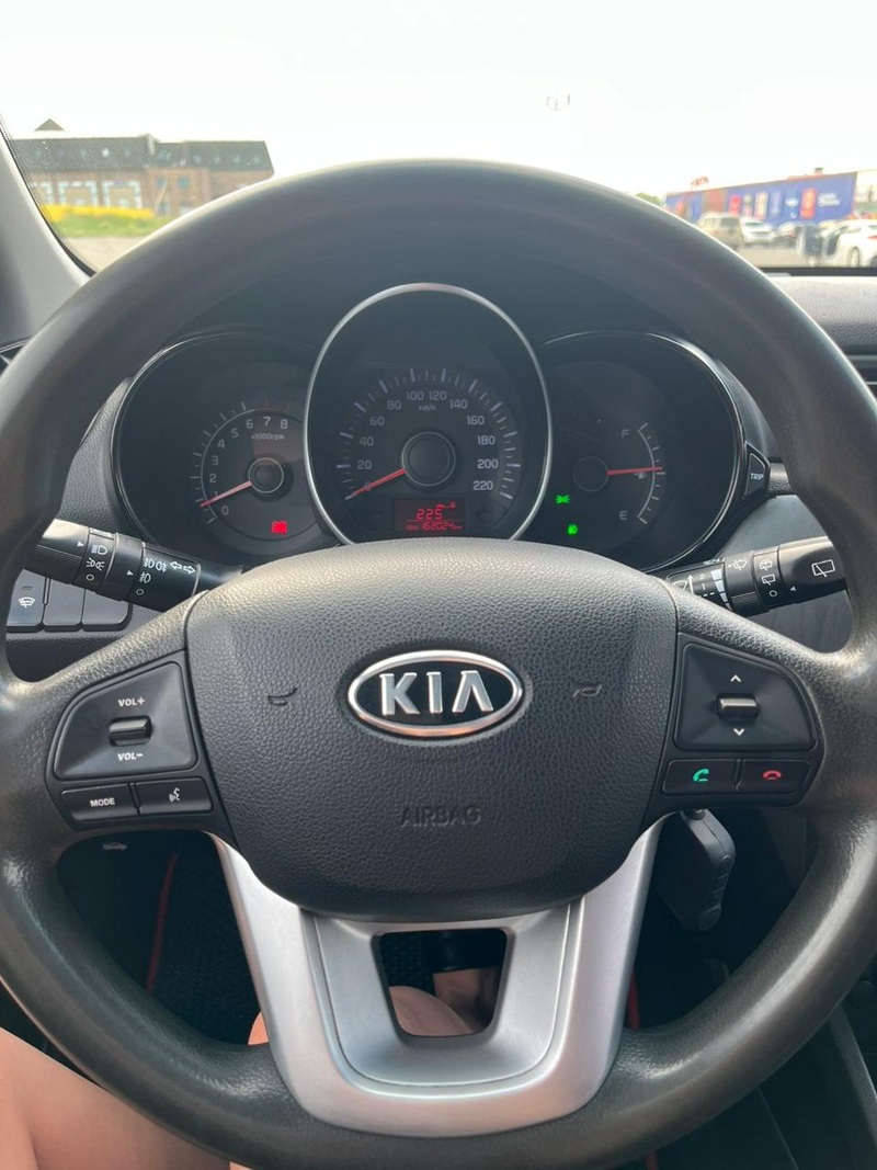 Kia, Rio, 2012