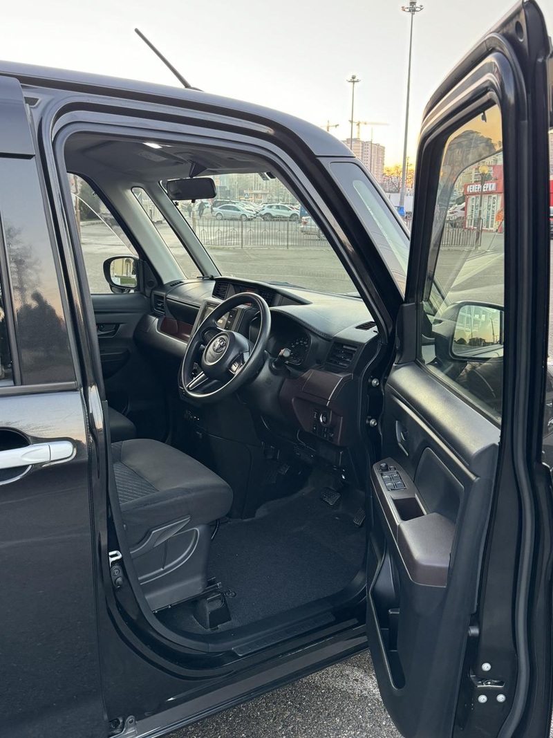 Toyota, Tank, 2019