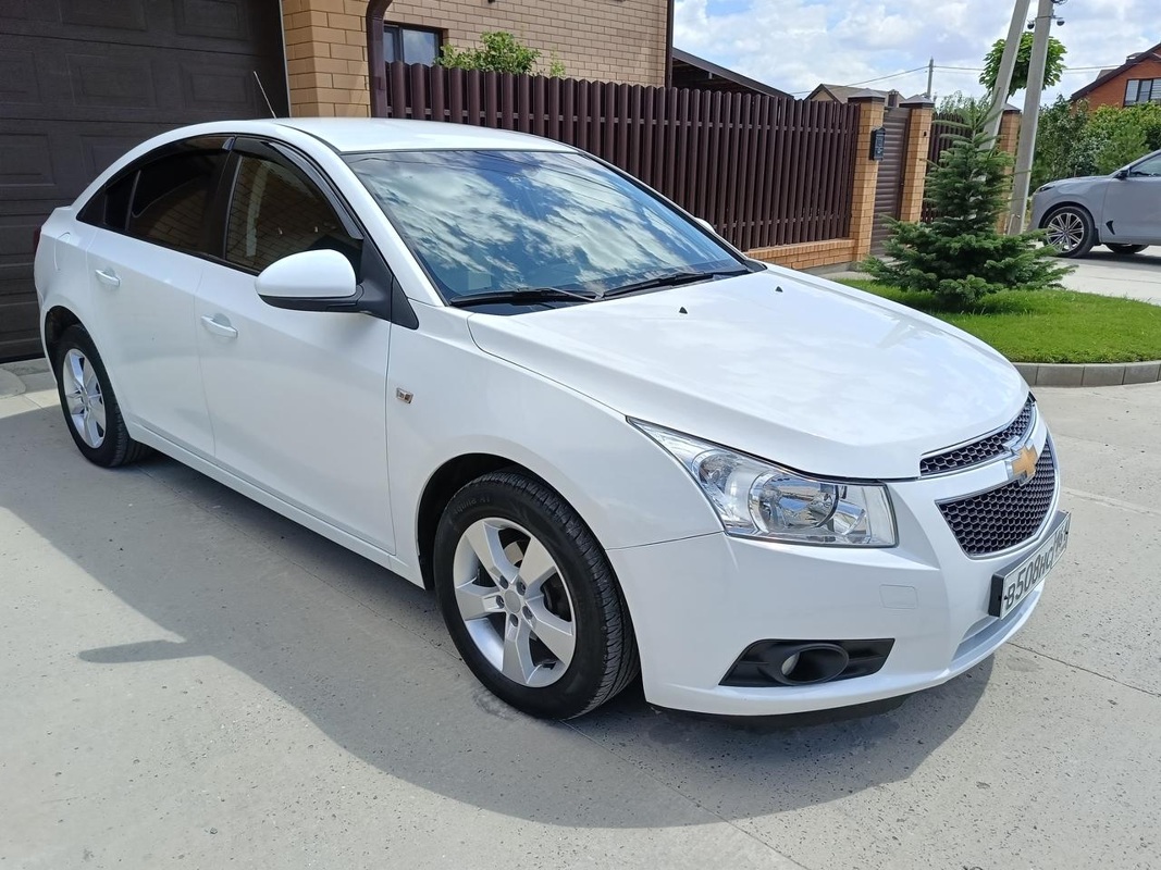 Chevrolet, Cruze, 2011