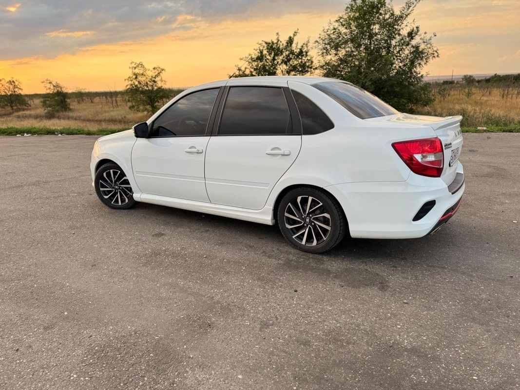 LADA (ВАЗ), Granta, 2022