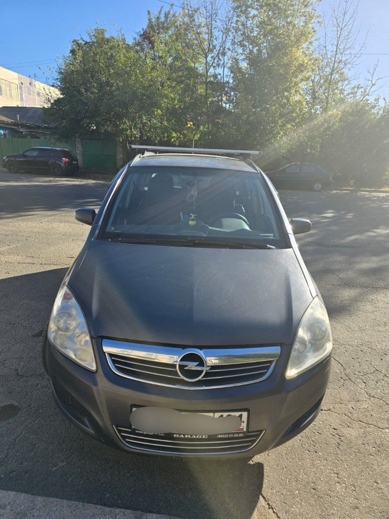 Opel, Zafira, 2008