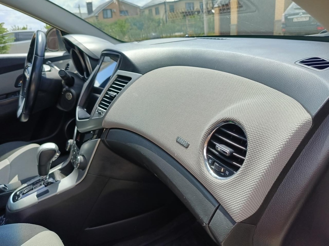 Chevrolet, Cruze, 2011