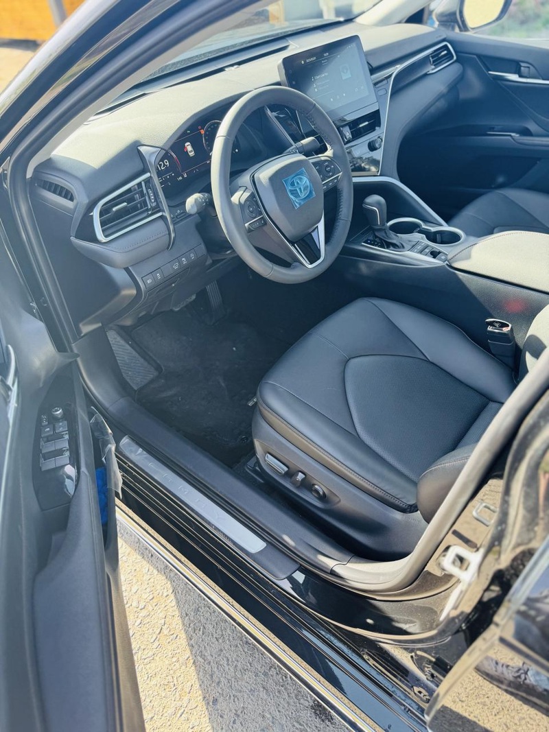 Toyota, Camry, 2023