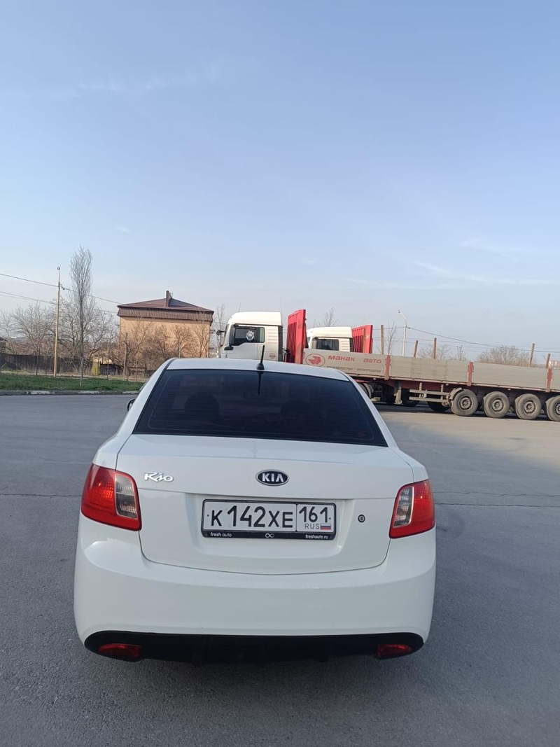 Kia, Rio, 2011