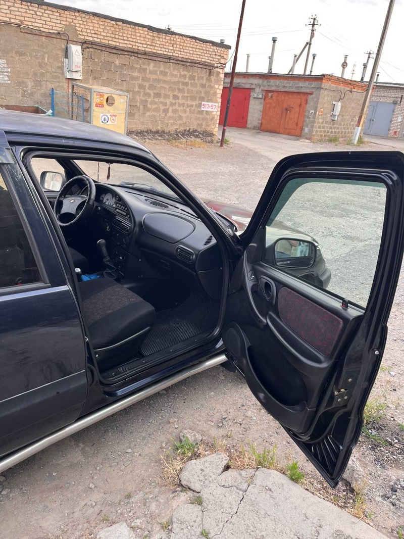 Chevrolet, Niva, 2006