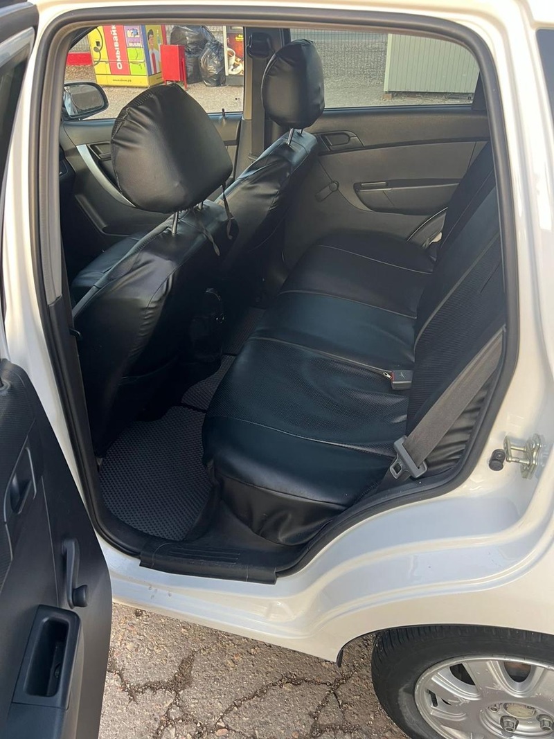 Chevrolet, Aveo, 2010