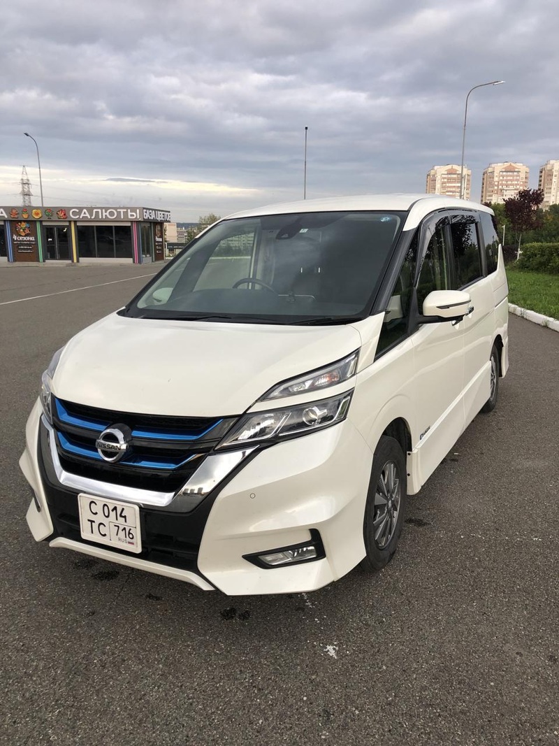 Nissan, Serena, 2018