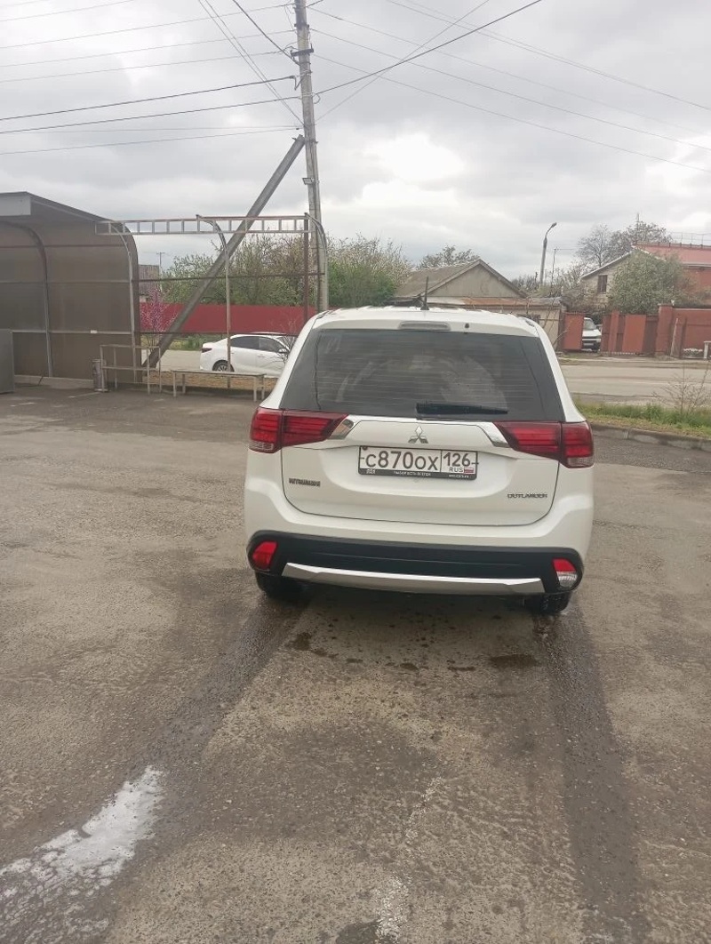 Mitsubishi, Outlander, 2016
