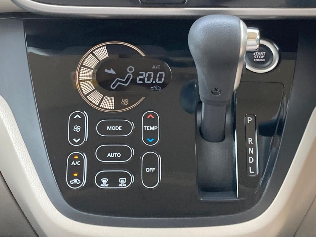 Mitsubishi, eK Space, 2015