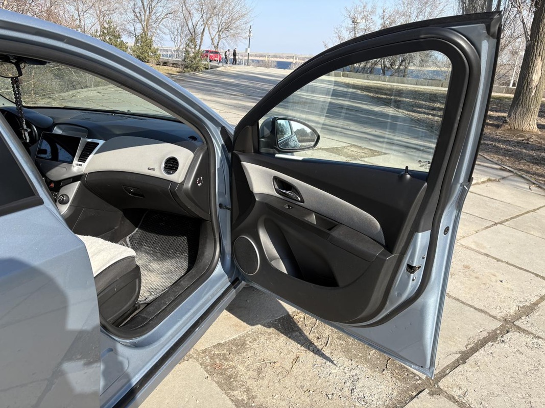 Chevrolet, Cruze, 2012