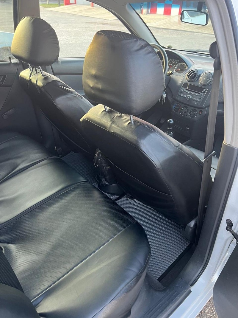 Chevrolet, Aveo, 2010