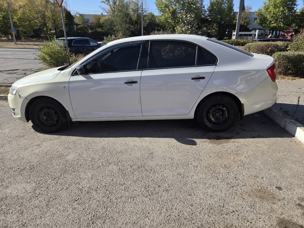 Skoda, Rapid, 2015