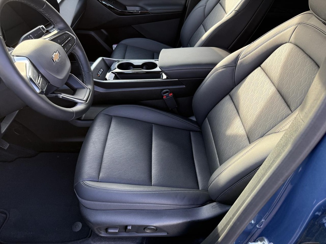 Chevrolet, Equinox, 2025