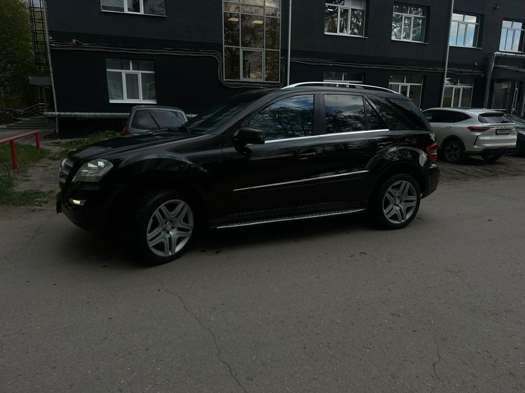 Mercedes-Benz, M-Класс, 2010
