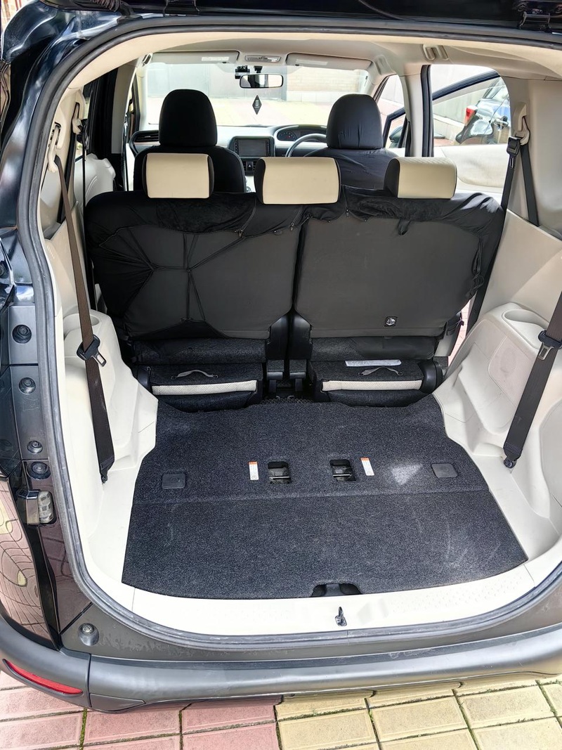 Toyota, Sienta, 2016