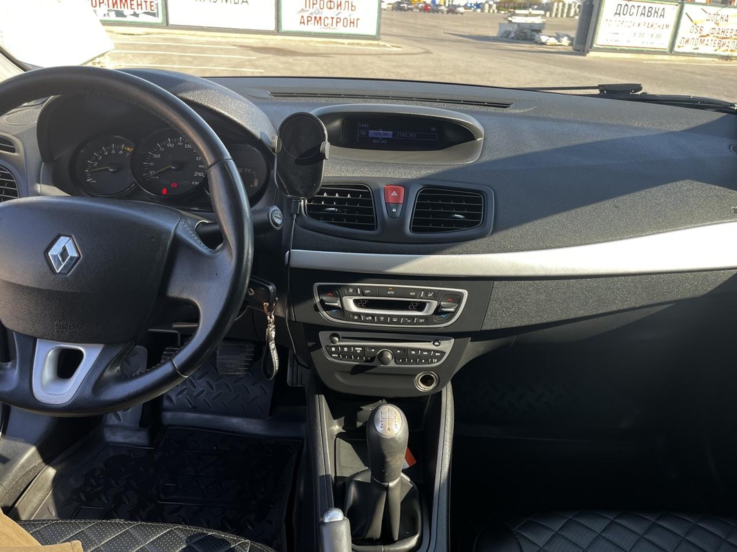 Renault, Fluence, 2011
