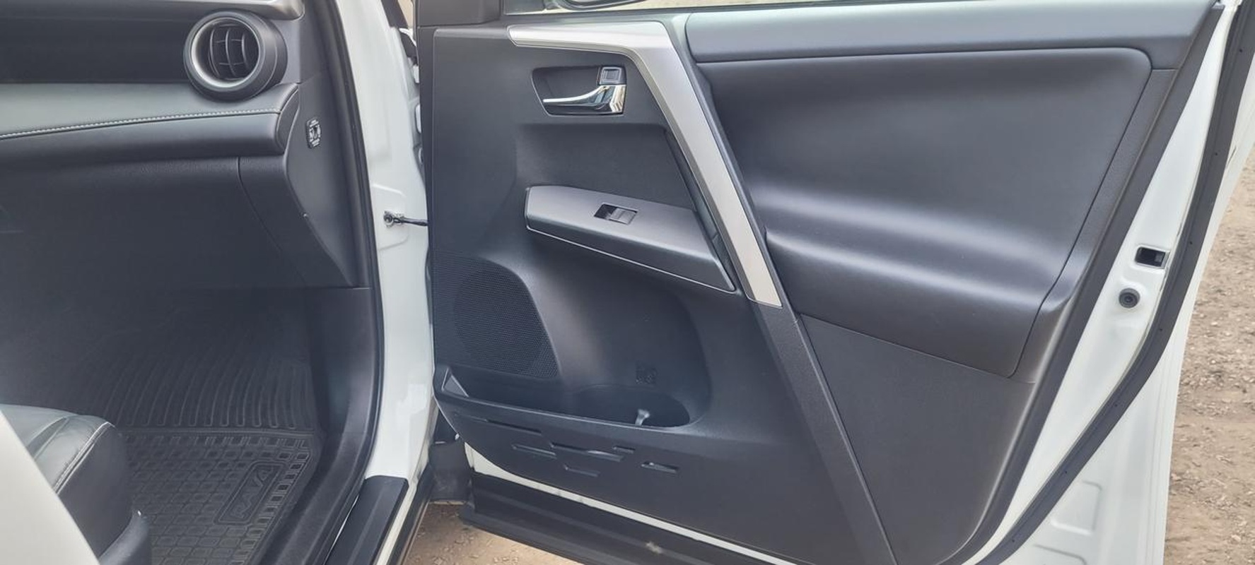 Toyota, RAV4, 2017