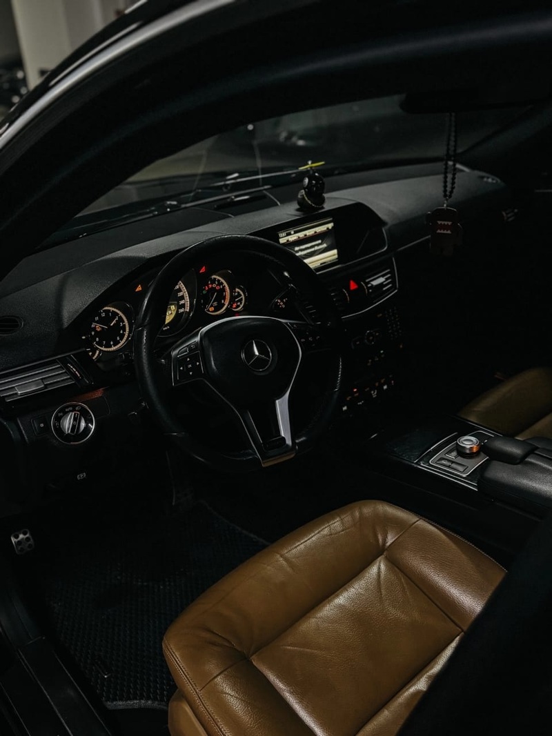 Mercedes-Benz, E-Класс, 2012
