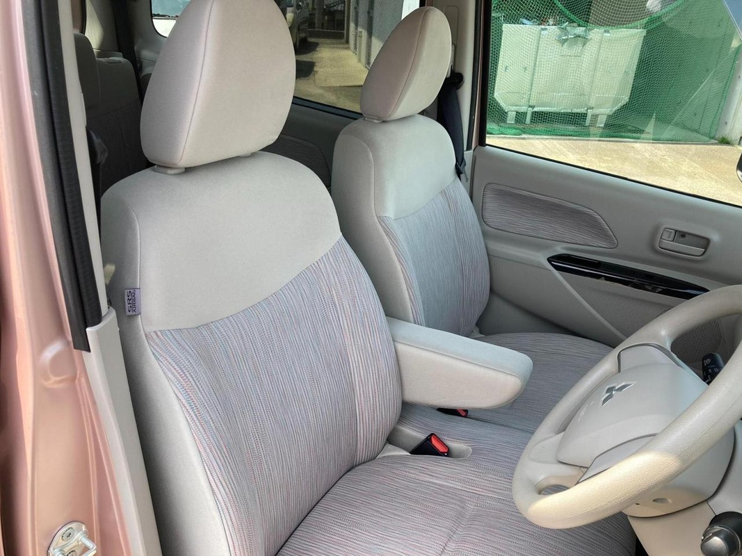Mitsubishi, eK Space, 2015