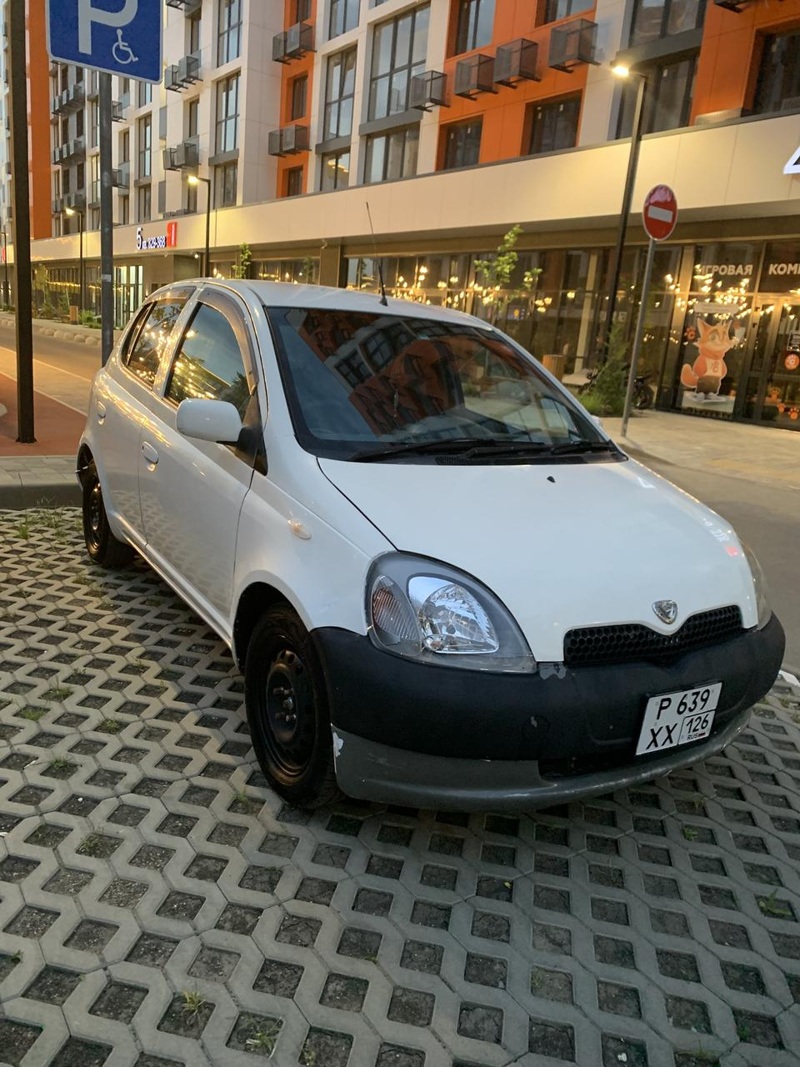 Toyota, Vitz, 2001