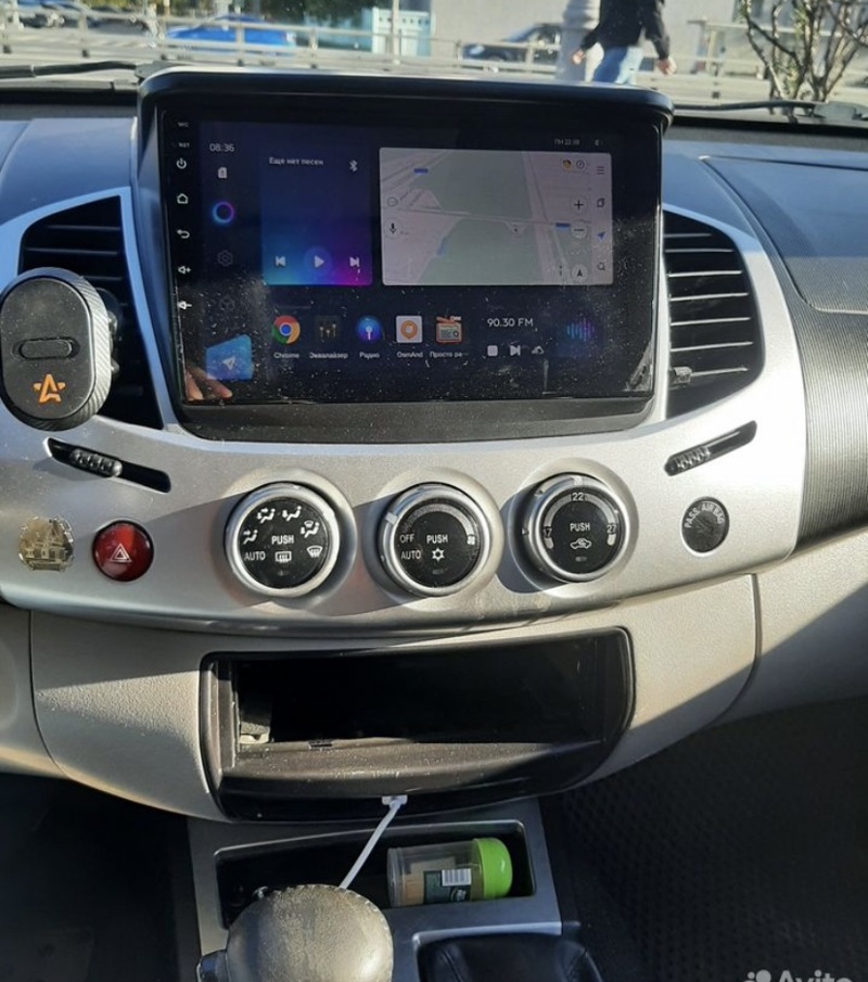 Mitsubishi, L200, 2011
