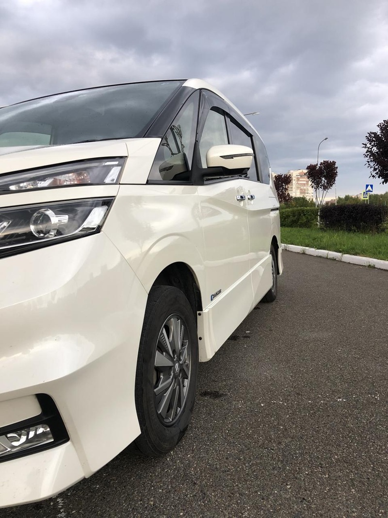Nissan, Serena, 2018
