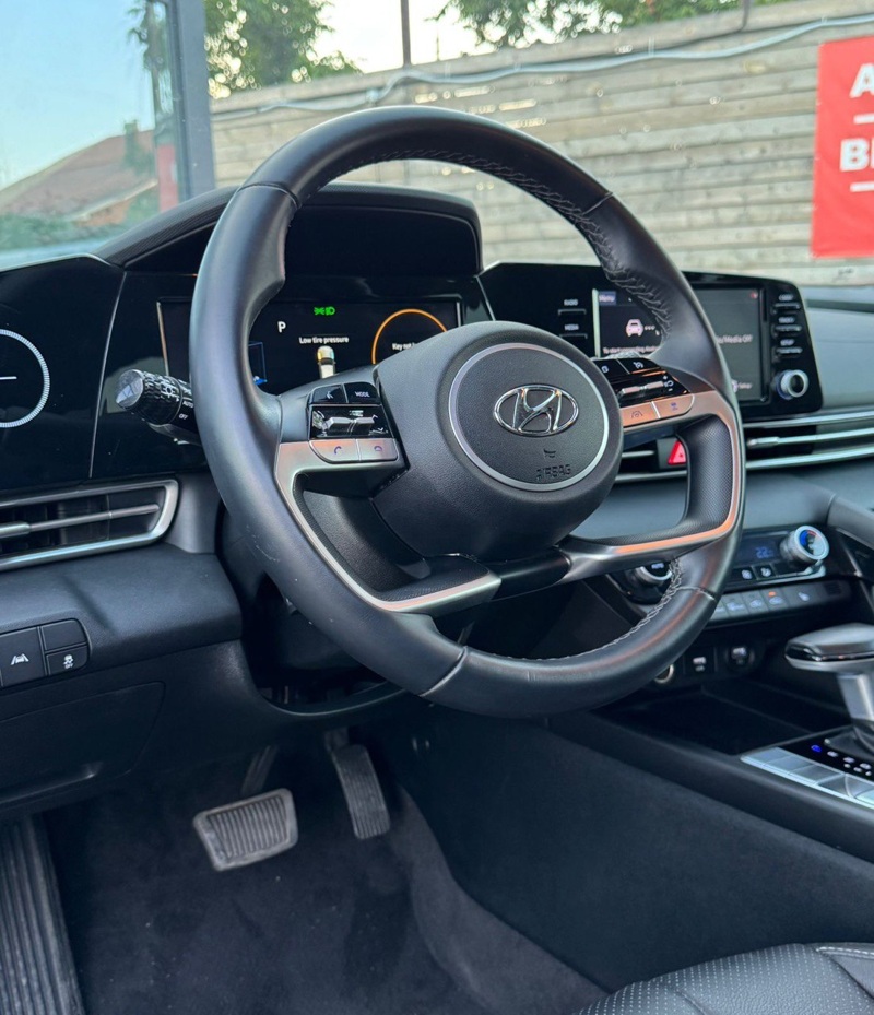 Hyundai, Elantra, 2022