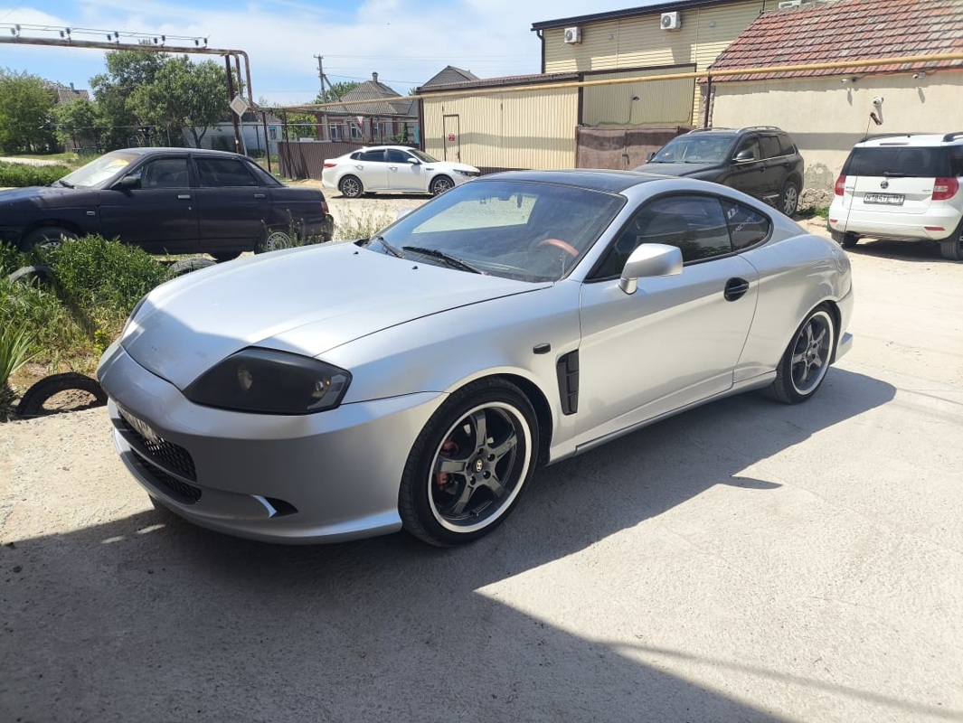 Hyundai, Tiburon, 2002