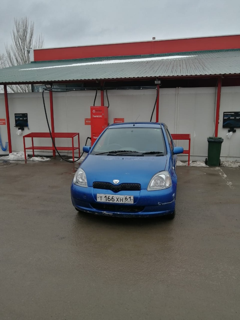 Toyota, Vitz, 2001