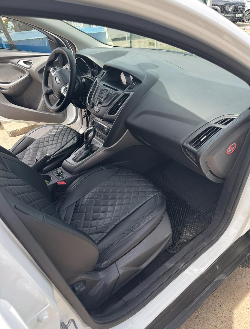 Ford, Focus, 2013