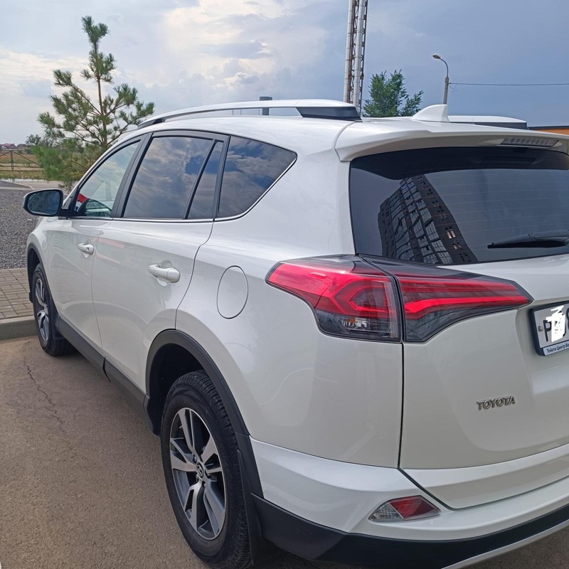 Toyota, RAV4, 2018