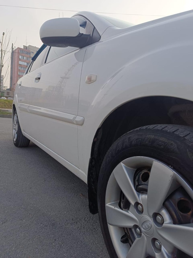 Kia, Rio, 2011