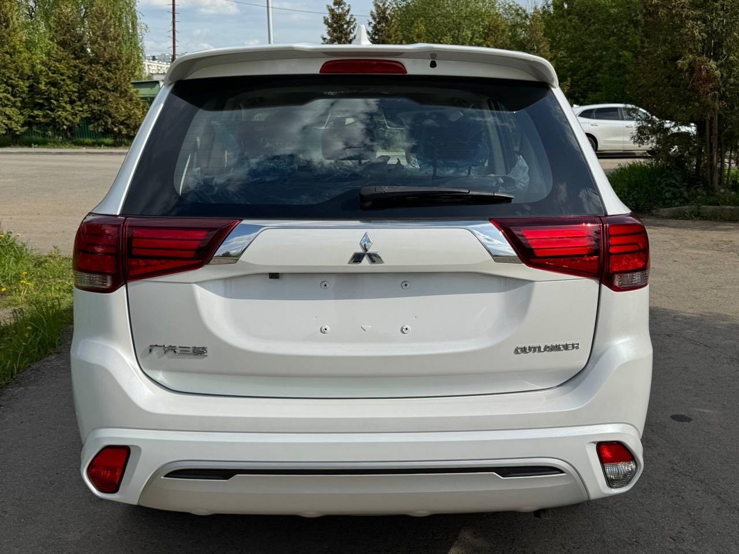 Mitsubishi, Outlander, 2022
