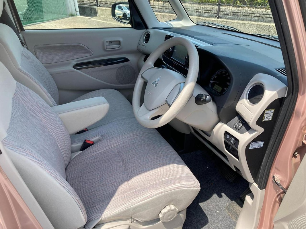 Mitsubishi, eK Space, 2015