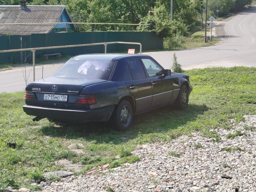 Mercedes-Benz, W124, 1985