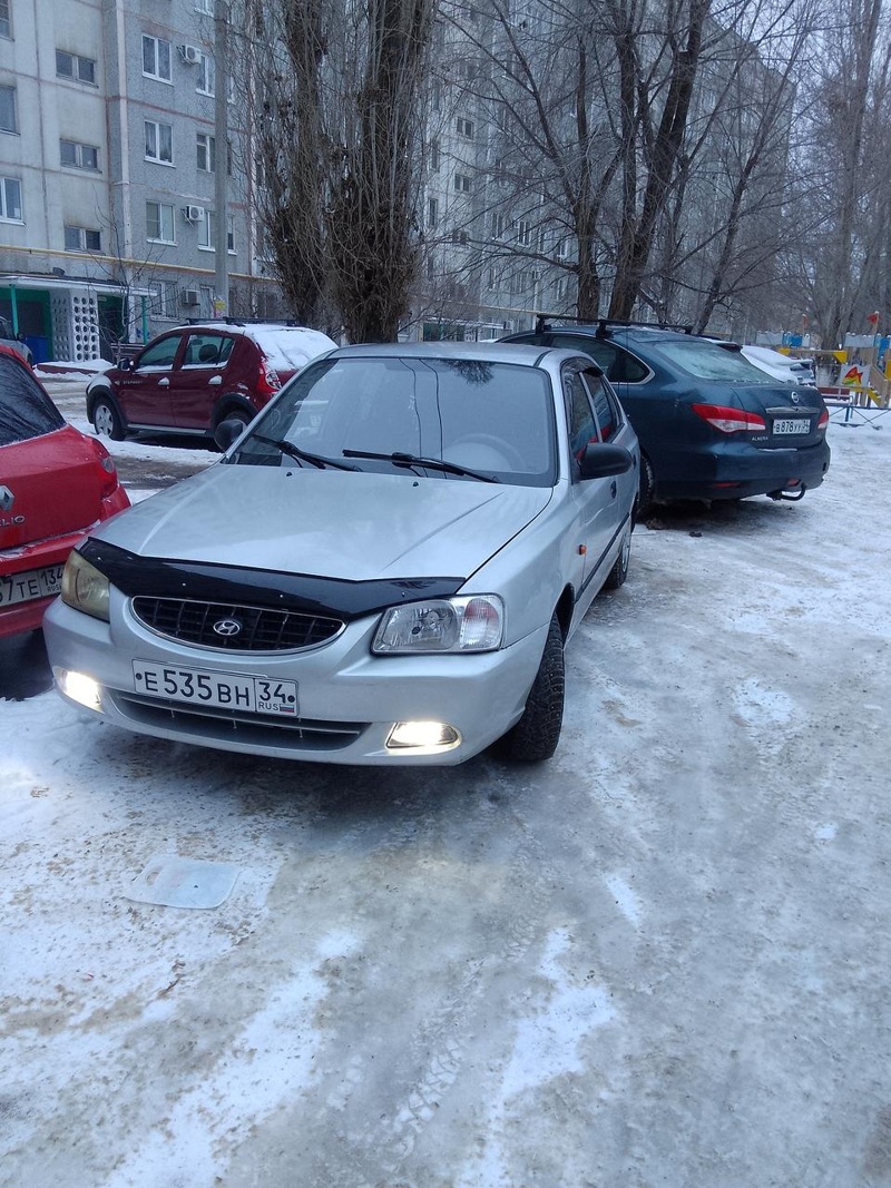 Hyundai, Accent, 2002