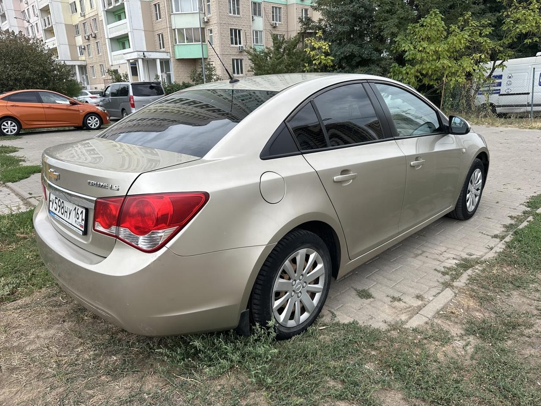 Chevrolet, Cruze, 2011