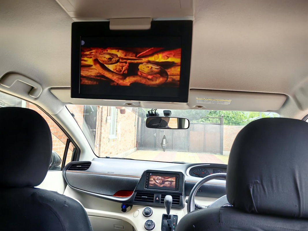 Toyota, Sienta, 2016