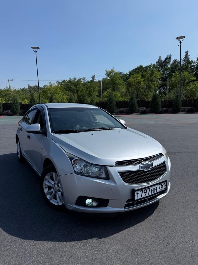 Chevrolet, Cruze, 2010