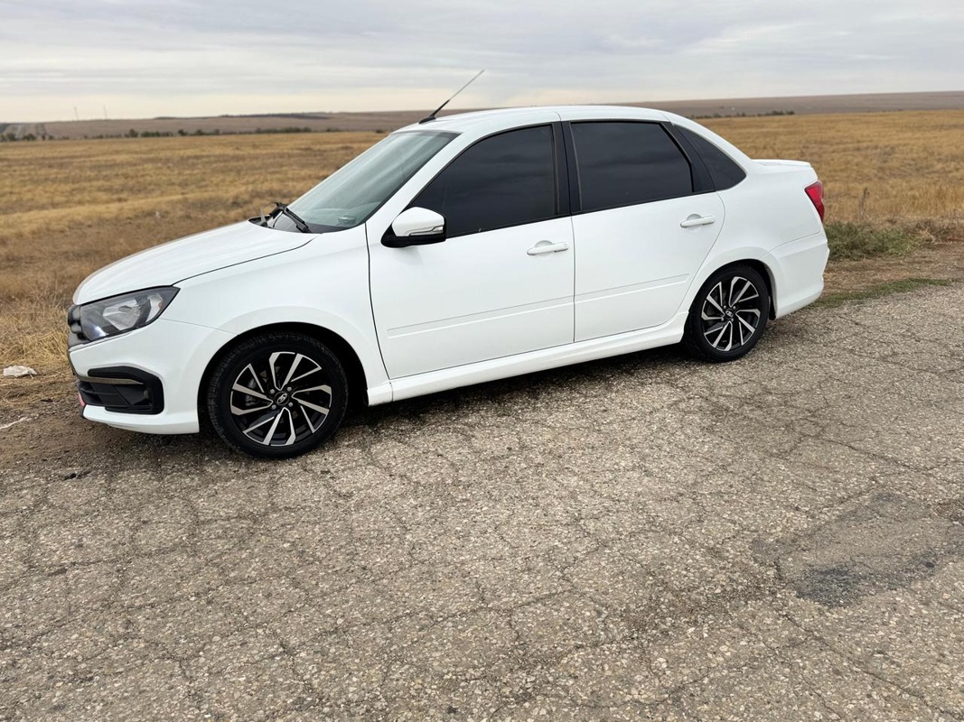 LADA (ВАЗ), Granta, 2022