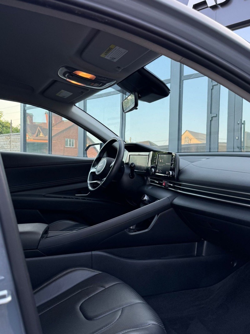 Hyundai, Elantra, 2022