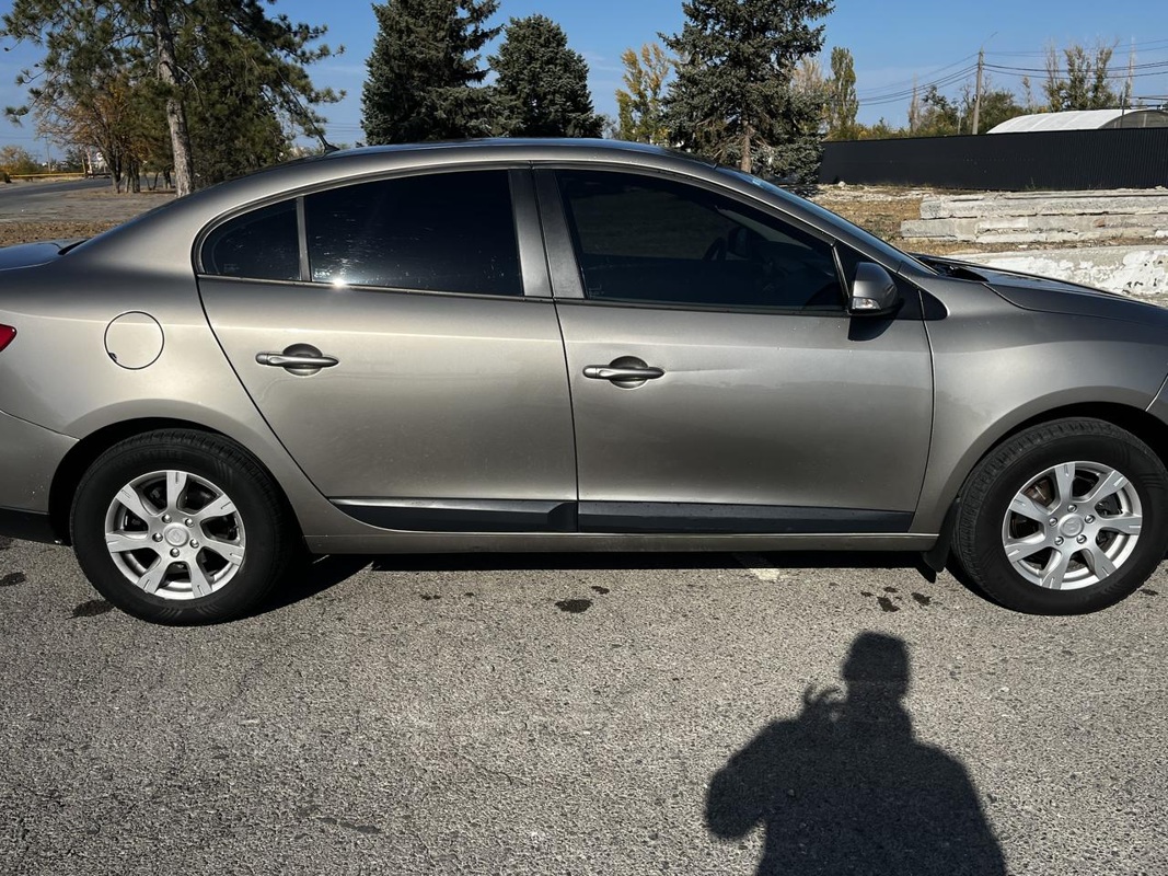 Renault, Fluence, 2011