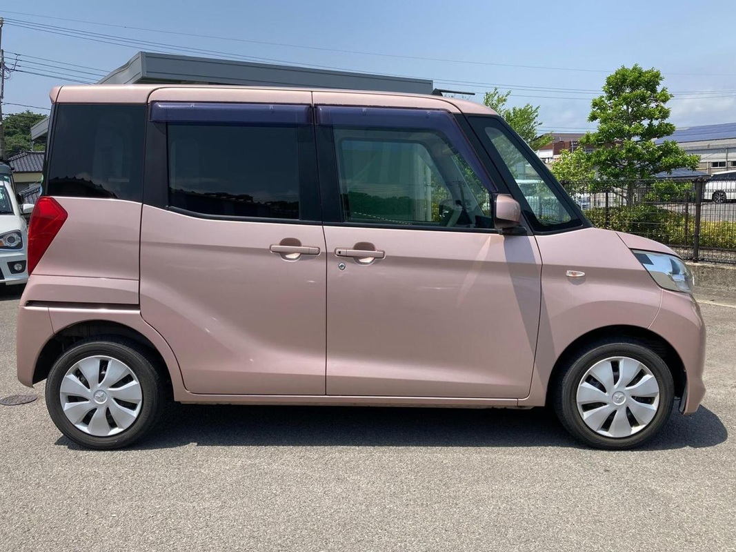 Mitsubishi, eK Space, 2015