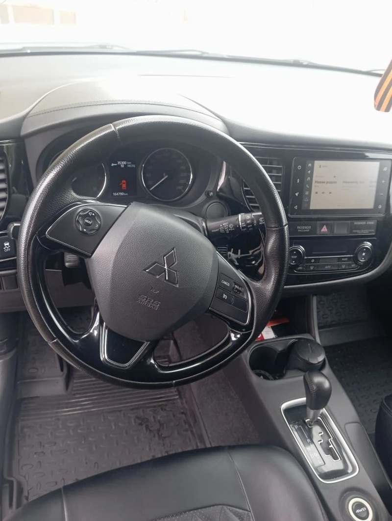 Mitsubishi, Outlander, 2016