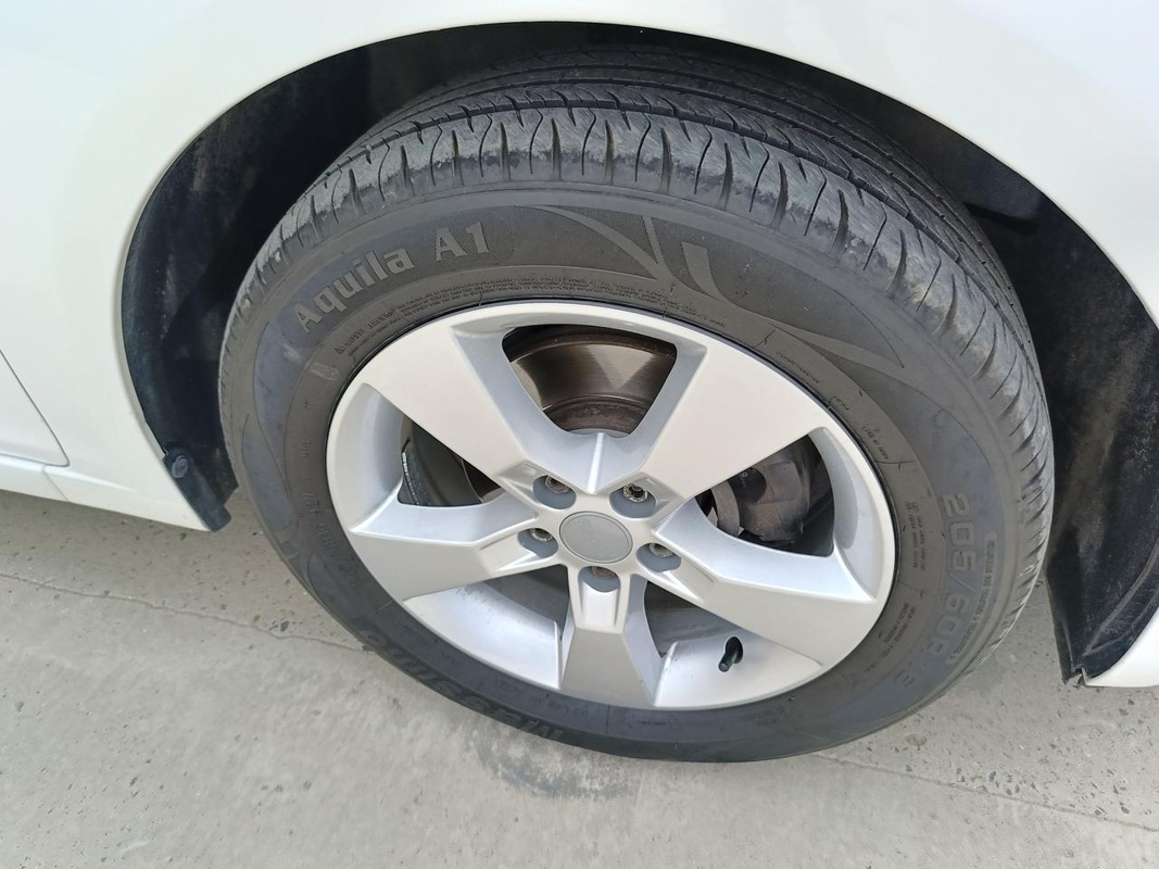 Chevrolet, Cruze, 2011