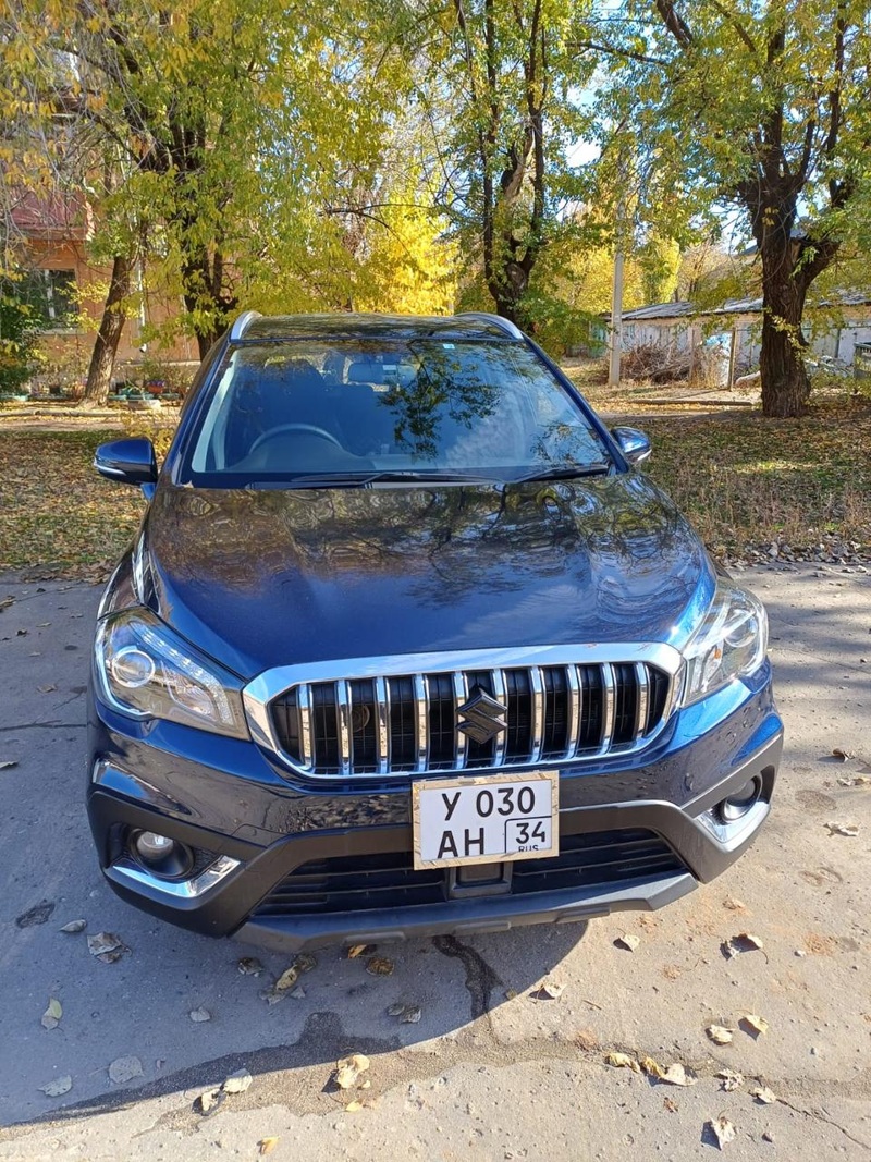 Suzuki, SX4, 2020