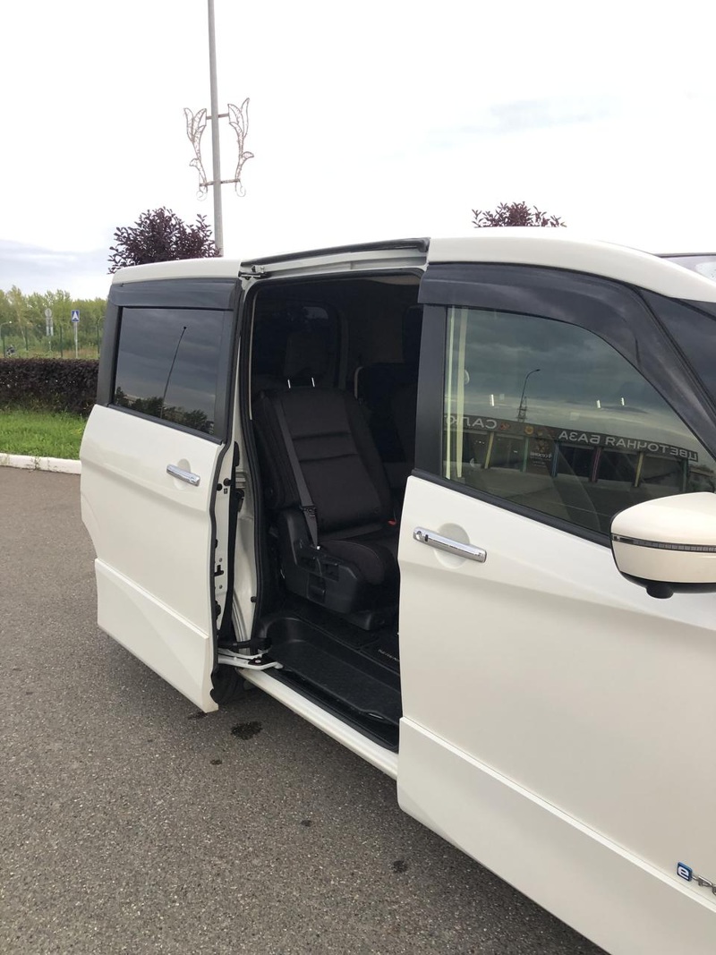 Nissan, Serena, 2018